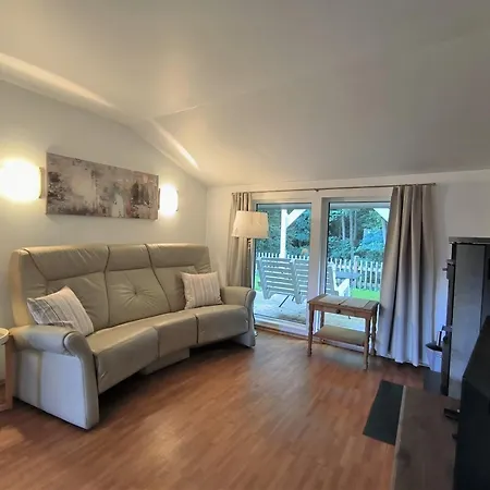 Feriehus Paulsen - Gemuetliches Haeuschen Mit Vollstaendig Eingezaeuntem Garten Und Kamin *