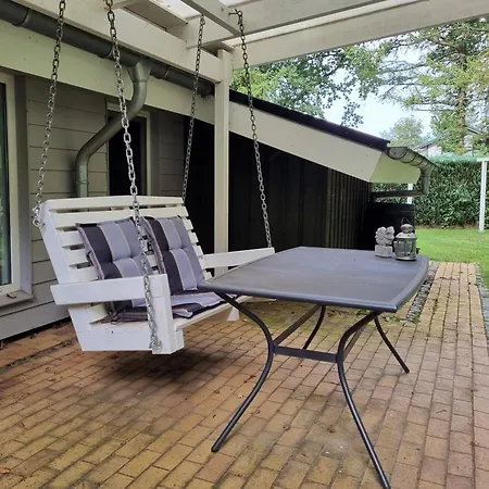 Paulsen - Gemuetliches Haeuschen Mit Vollstaendig Eingezaeuntem Garten Und Kamin