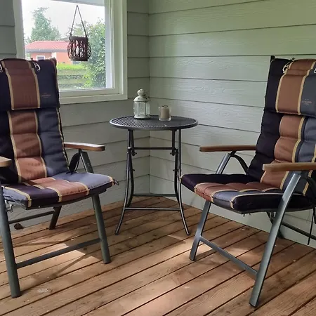 Feriehus Paulsen - Gemuetliches Haeuschen Mit Vollstaendig Eingezaeuntem Garten Und Kamin *