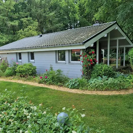 Paulsen - Gemuetliches Haeuschen Mit Vollstaendig Eingezaeuntem Garten Und Kamin Silberstedt